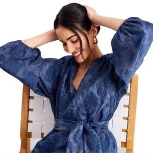 Gorgeous spring blue floral dress XS nwt